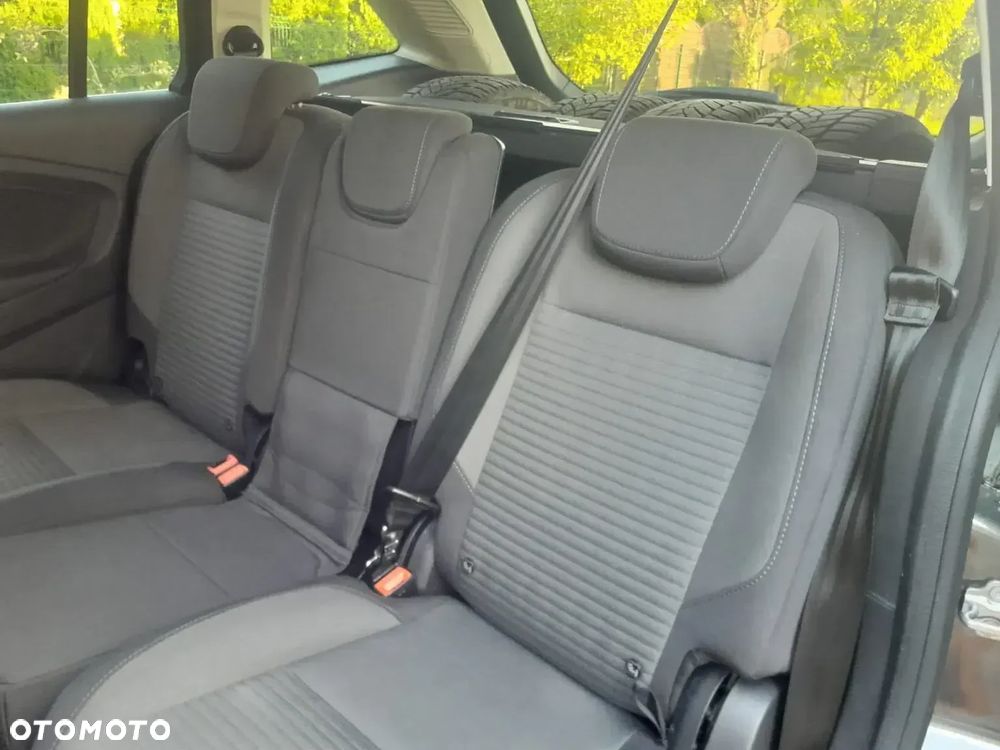 Ford C-MAX - 24