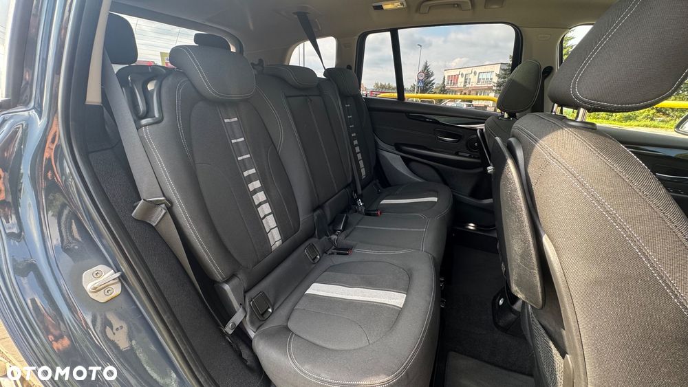 BMW Seria 2 218i Gran Tourer Sport Line - 29
