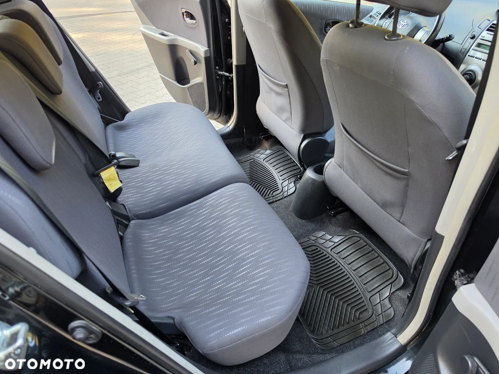 Toyota Yaris 1.33 Luna - 22