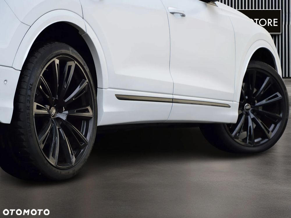 Audi SQ8 2025