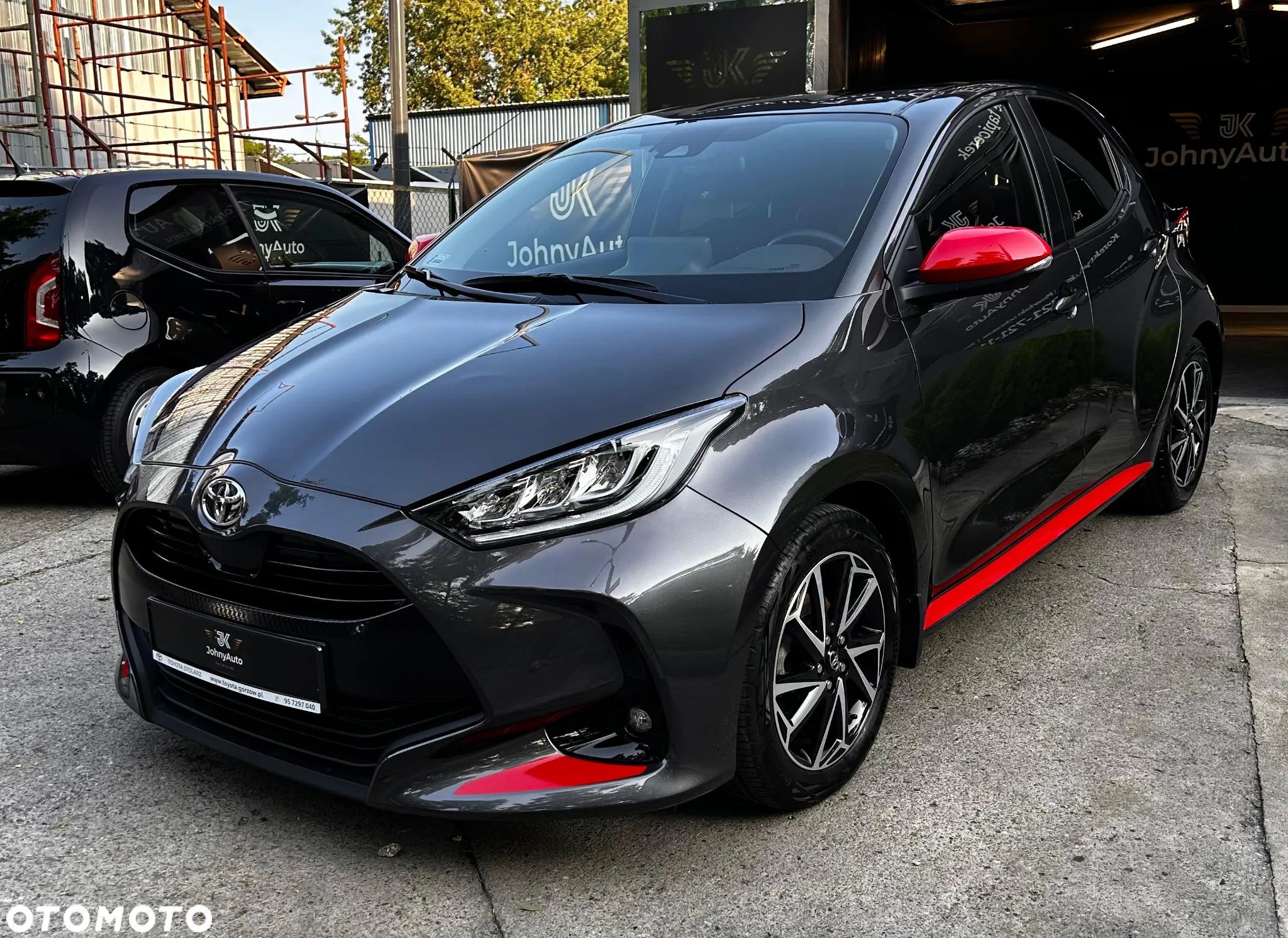 Toyota Yaris 1.5 Comfort - 1