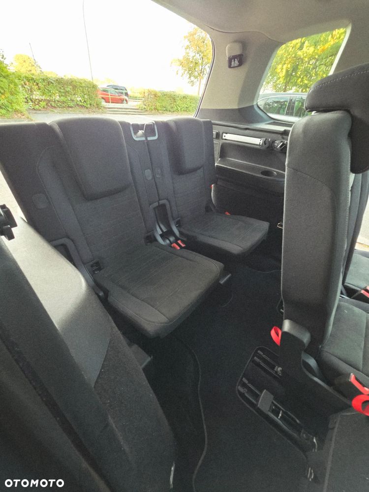 Volkswagen Touran 2.0 TDI BMT Highline - 19