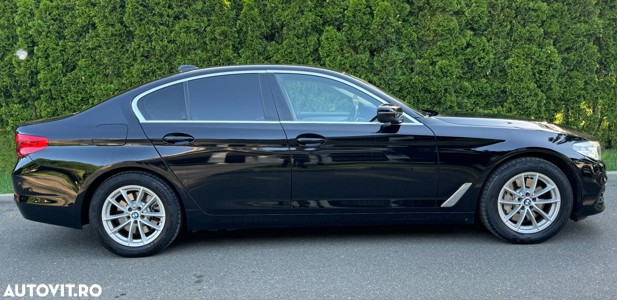 BMW Seria 5 530e Touring Aut. Luxury Line - 4