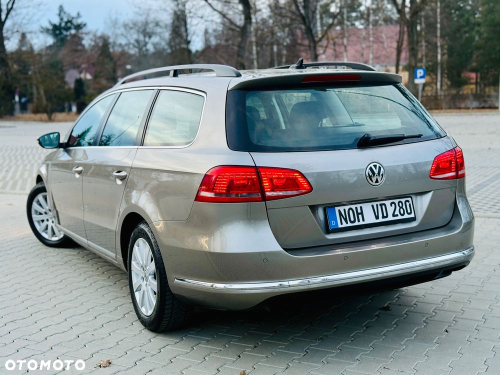 Volkswagen Passat Variant 2.0 TDI DSG BlueMotion Technology Highline - 26