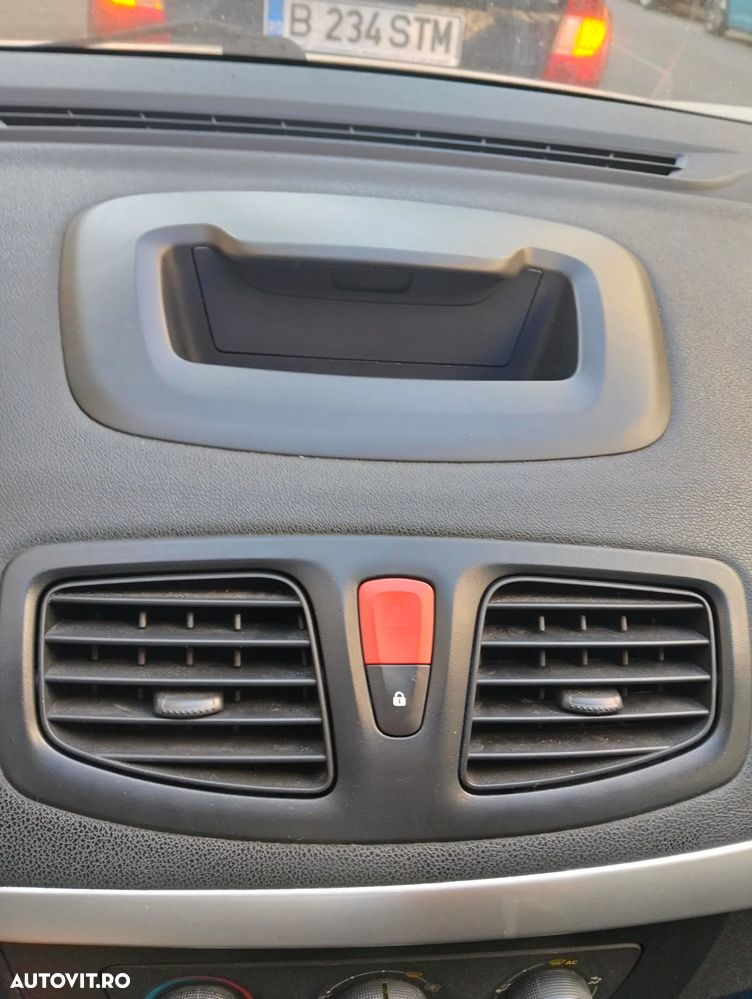 RENAULT Fluence 2016 — imagine 12