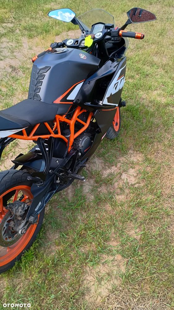 KTM RC 125 - 6