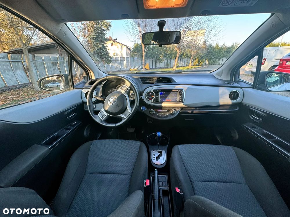 Toyota Yaris Hybrid 1.5 VVT-i Comfort - 12
