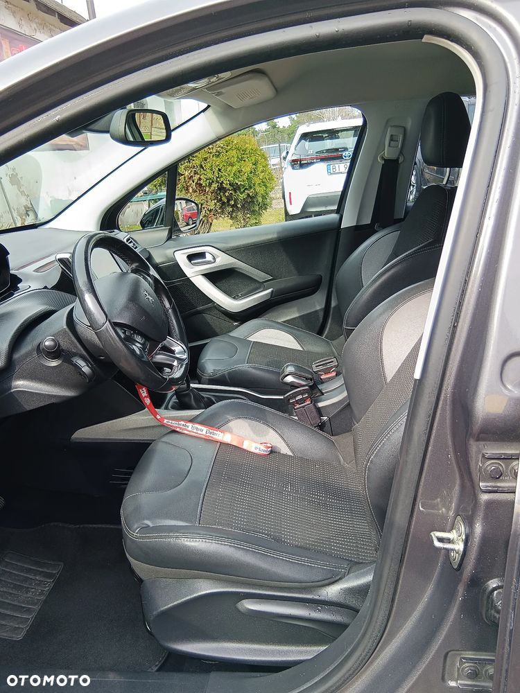 Peugeot 2008 e-HDi FAP 92 STOP & START Business-Line - 8