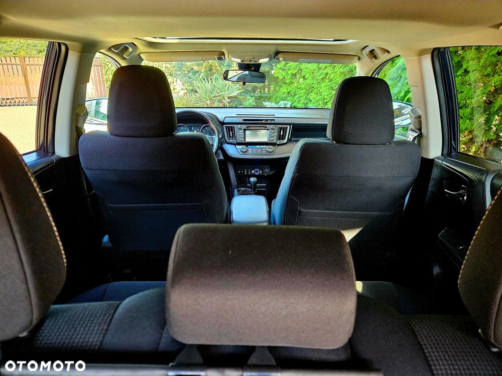 Toyota RAV4 - 12