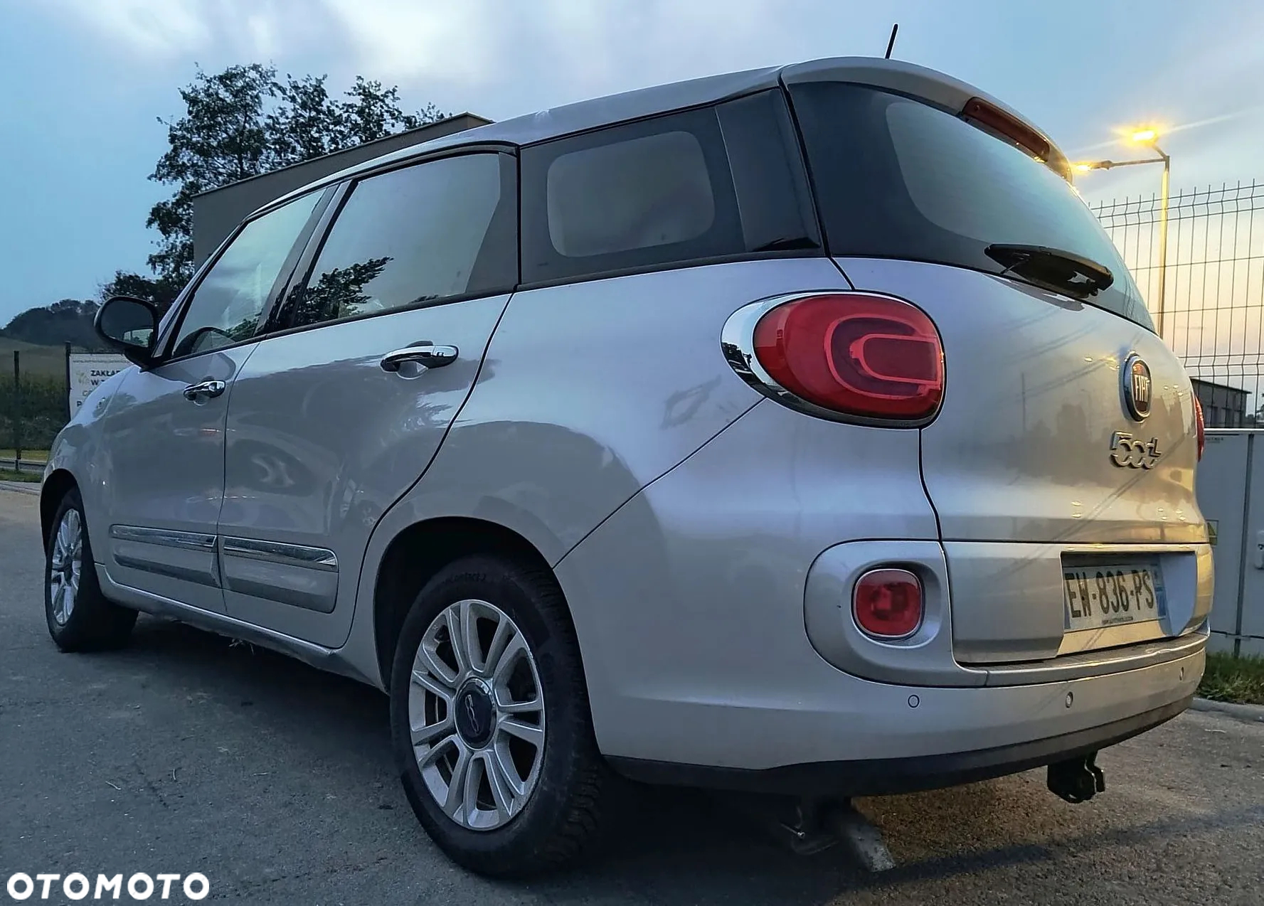 Fiat 500L 1.6 Multijet Lounge S&S EU6 - 4