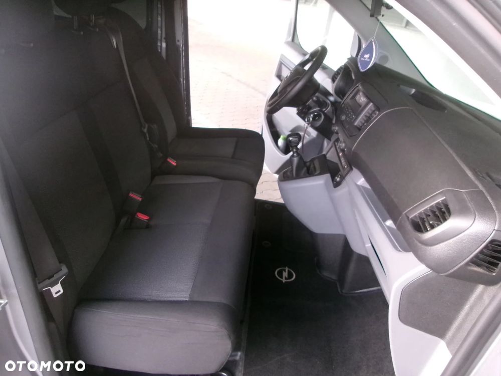 Opel Vivaro Kombi Extra Long 2,8t Enjoy - 19