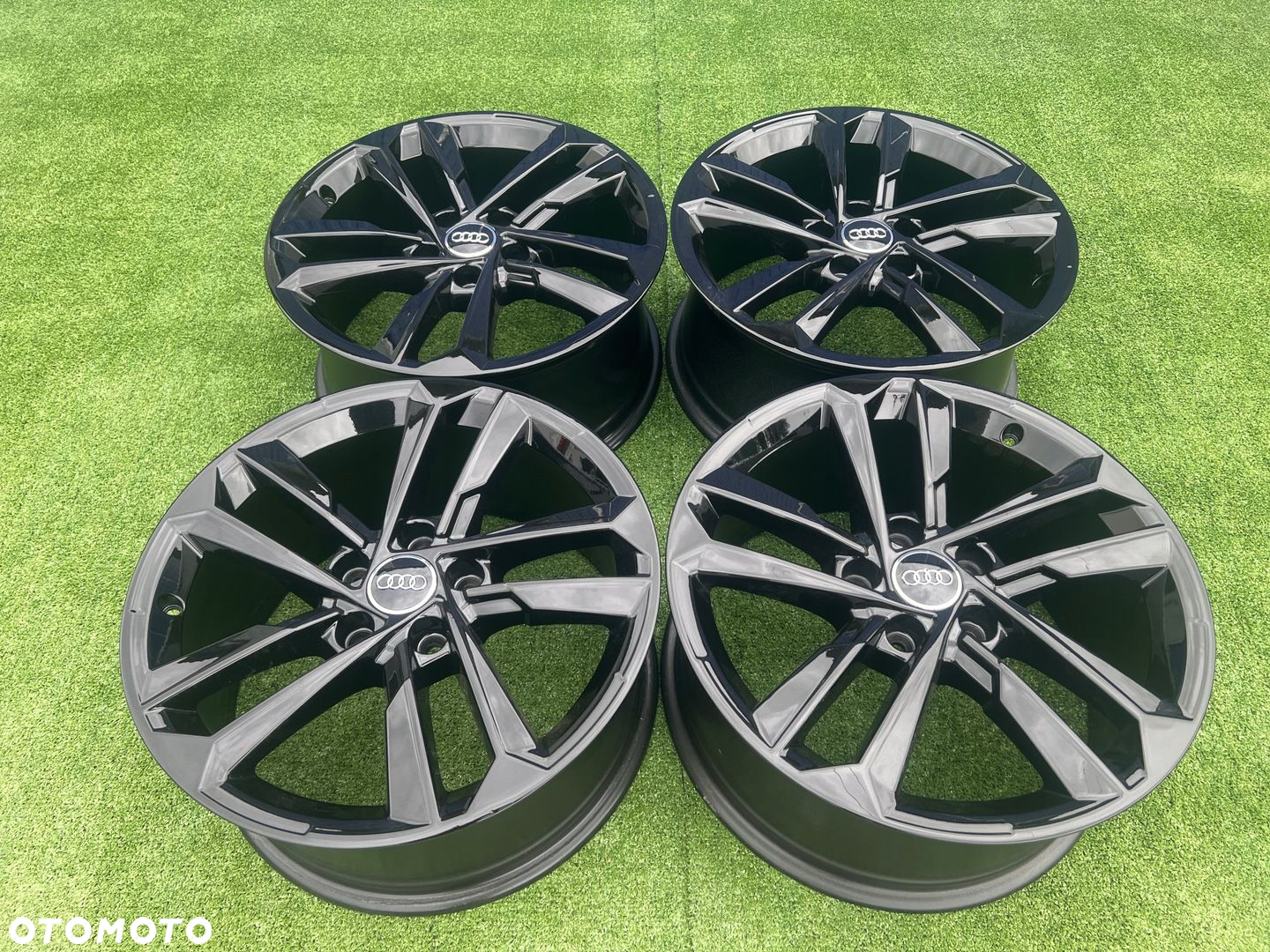 KOMPLET FELG FELGI ALU AUDI 8Y0 A3 S LINE 17 5X112 ET46 ORYGINALNE - 4