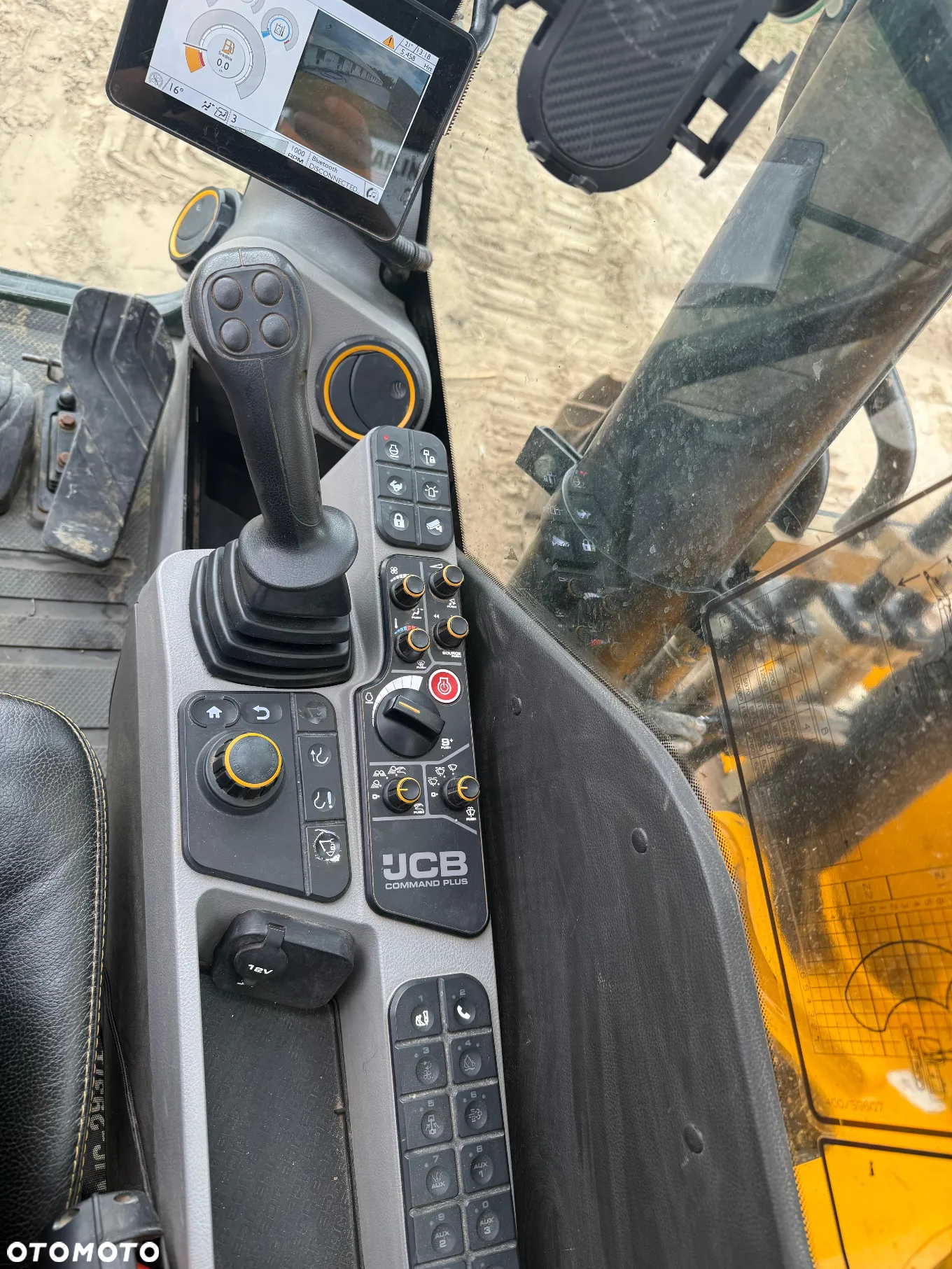 JCB 220 XLC - 17