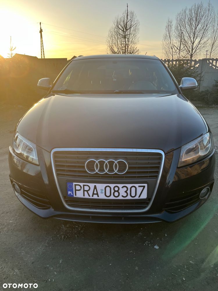 Audi A3 Sportback - 2