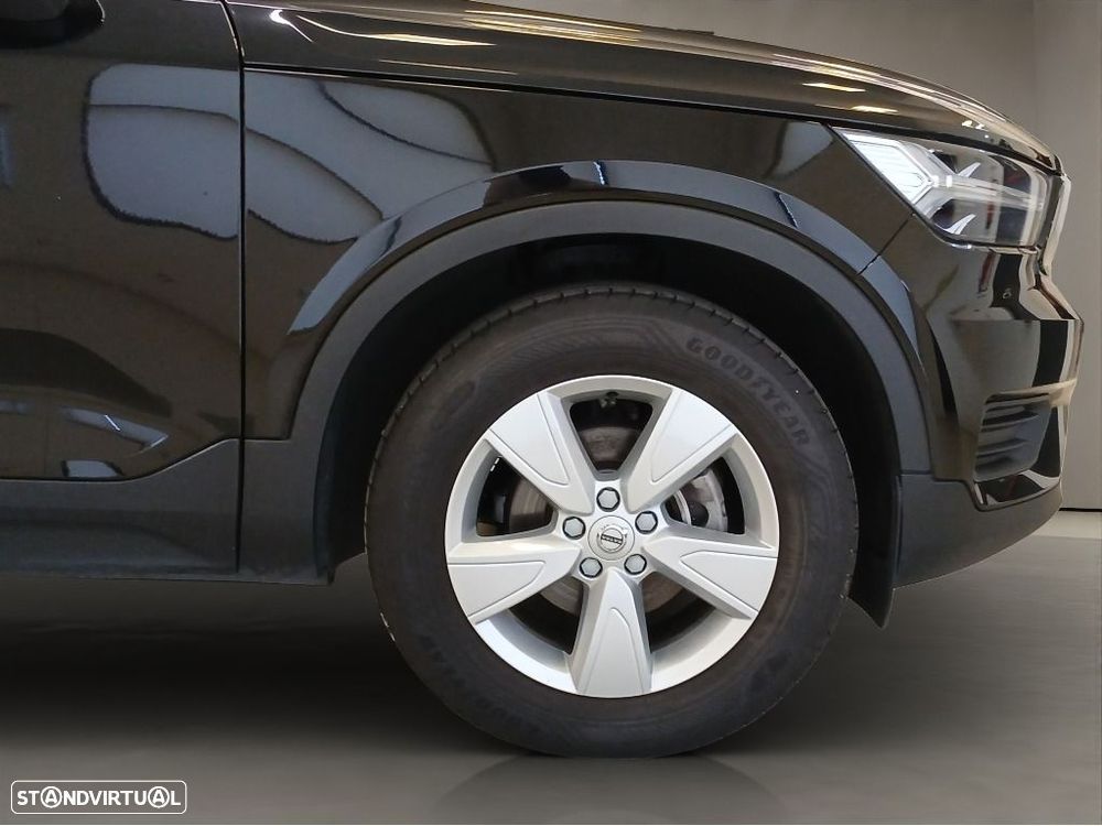 Volvo XC 40 1.5 T2 Momentum - 6