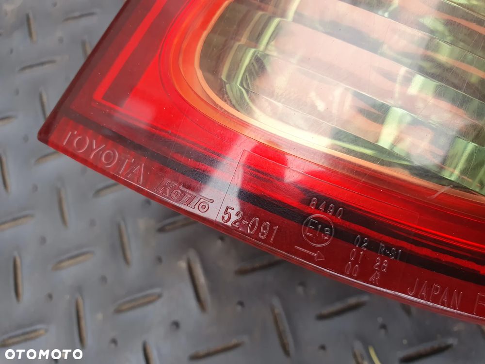 TOYOTA YARIS VERSO LIFT LAMPA PRAWA TYŁ TYLNIA EUROPA + WTYCZKA INSTALACJA - 3