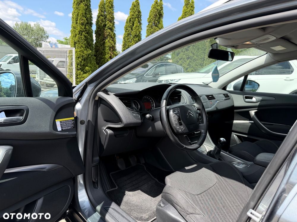 Citroën C5 2.0 16V Confort - 10