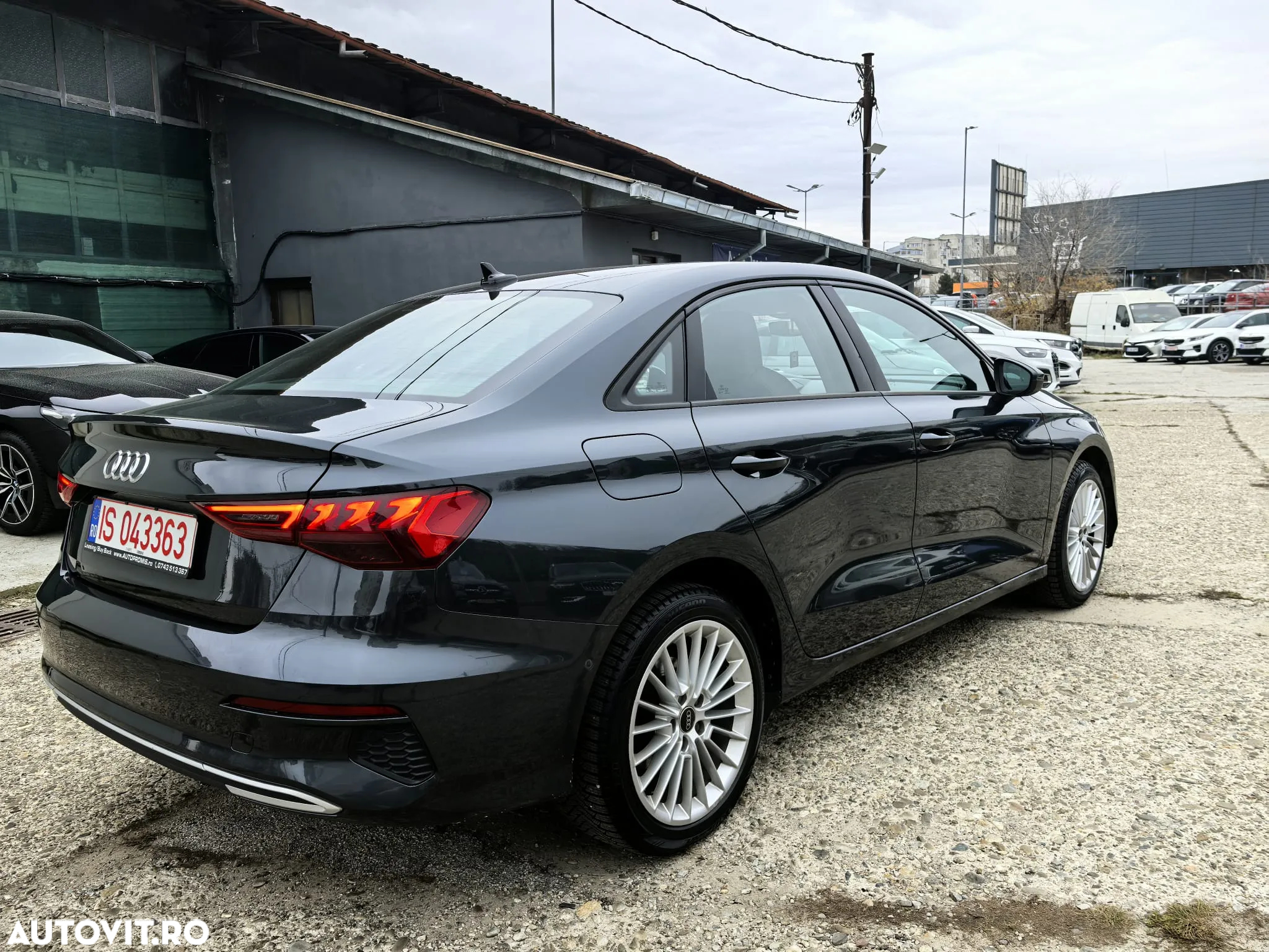 Audi A3 1.5 35 TFSI MHEV S tronic Advanced - 3