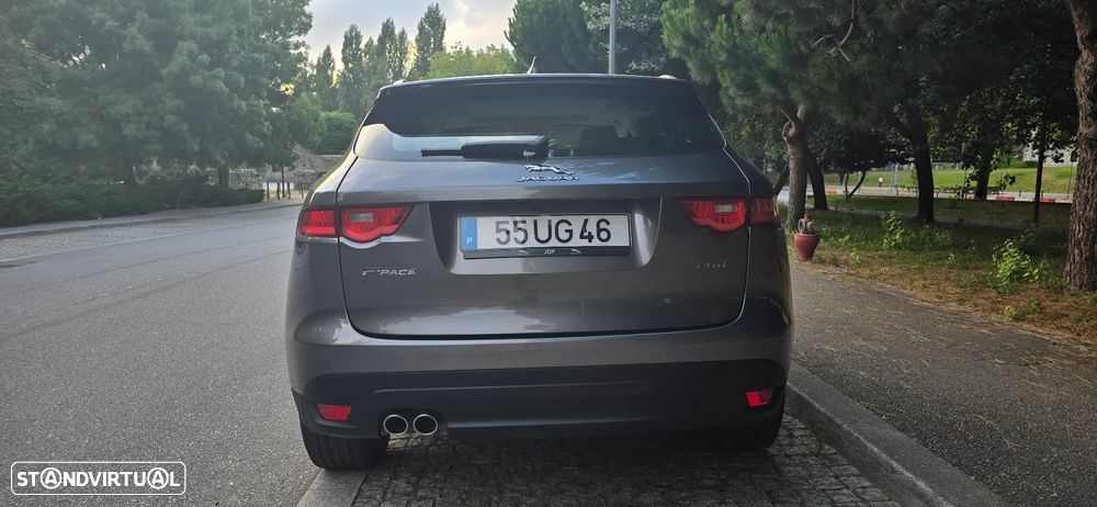 Jaguar F-Pace 2.0 i4D Prestige AWD Aut. - 8