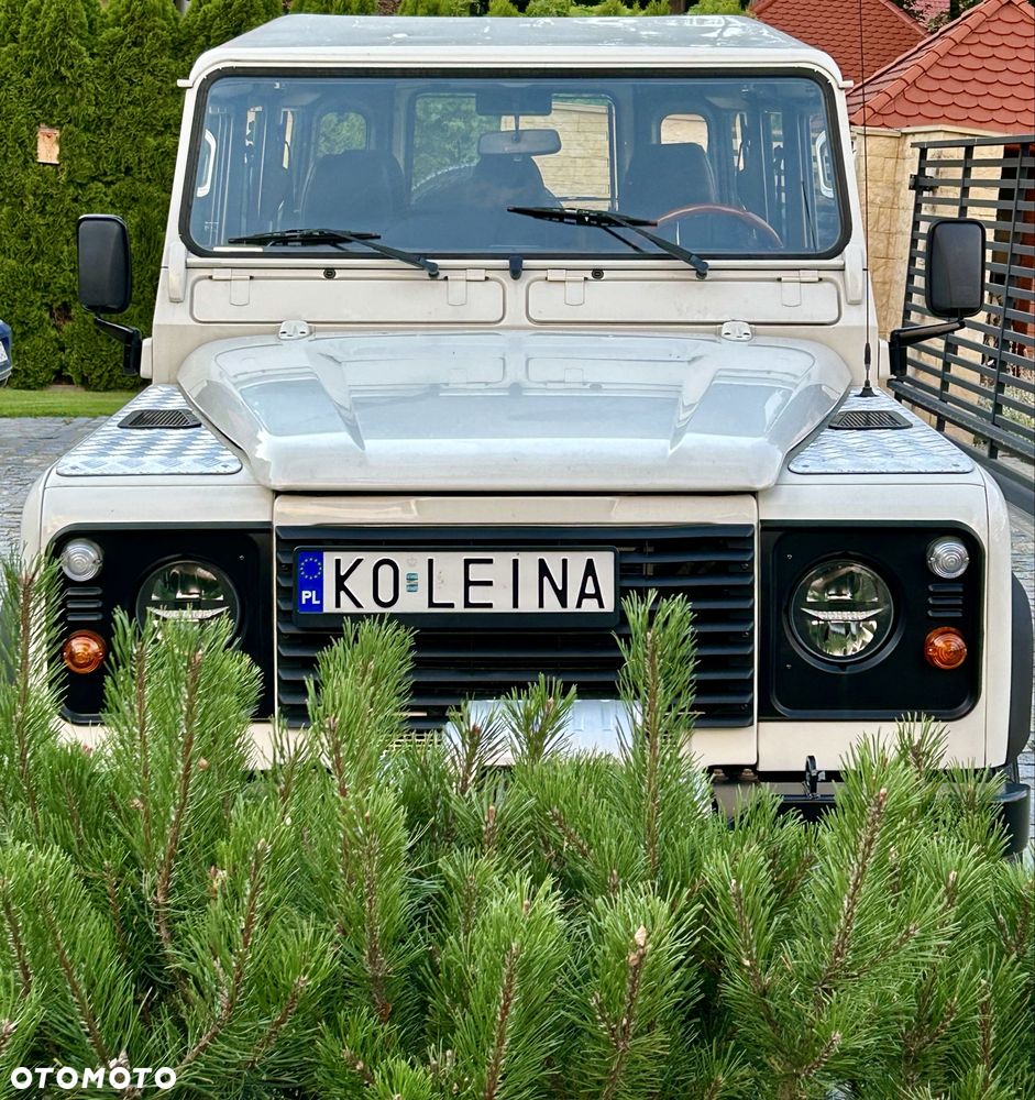 Land Rover Defender 2006 photo 4