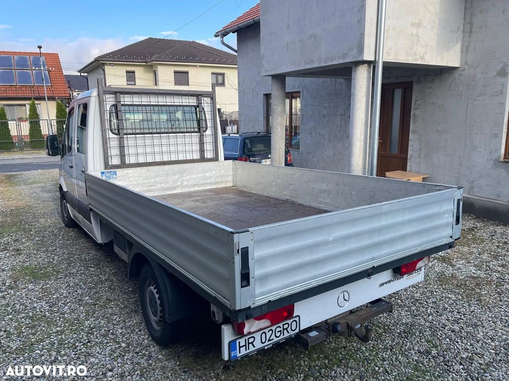 Mercedes-Benz SPRINTER - 4