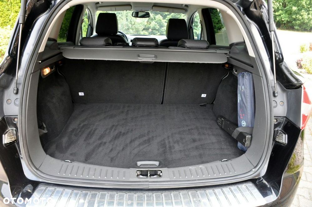 Ford Kuga - 37