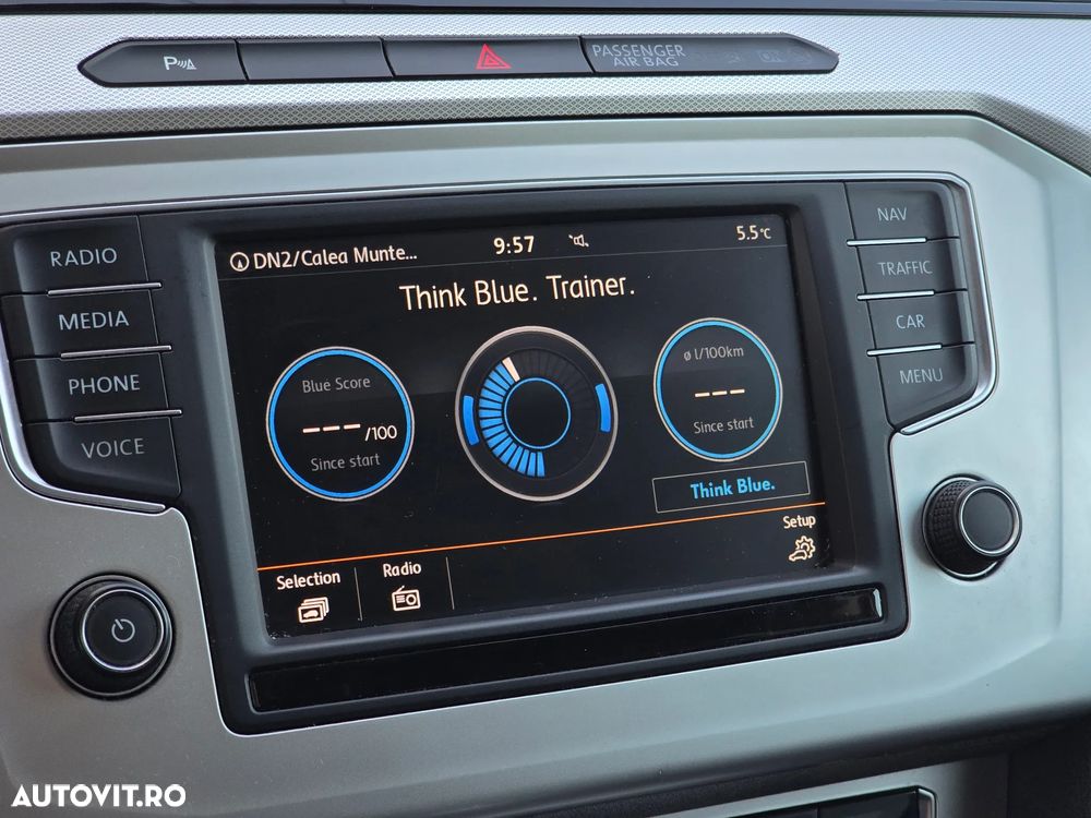 Volkswagen Passat - 26