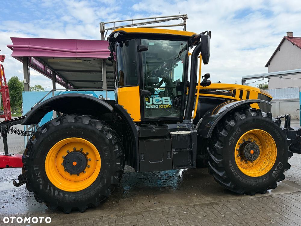 JCB FASTRAC 4220 iCON - 26