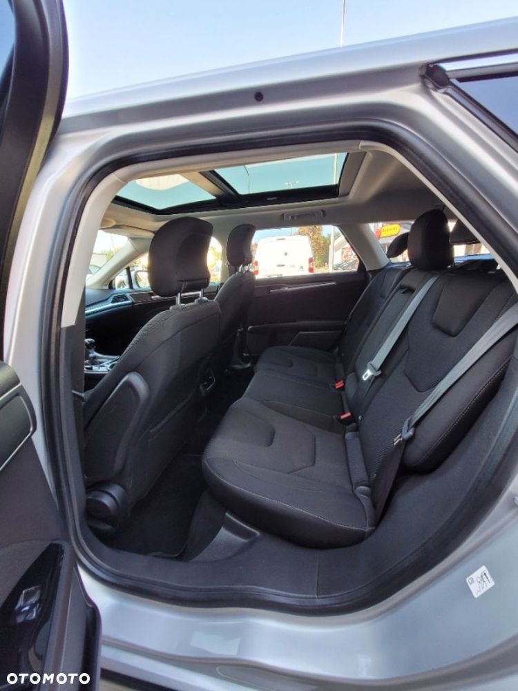 Ford Mondeo 2.0 TDCi Titanium - 14