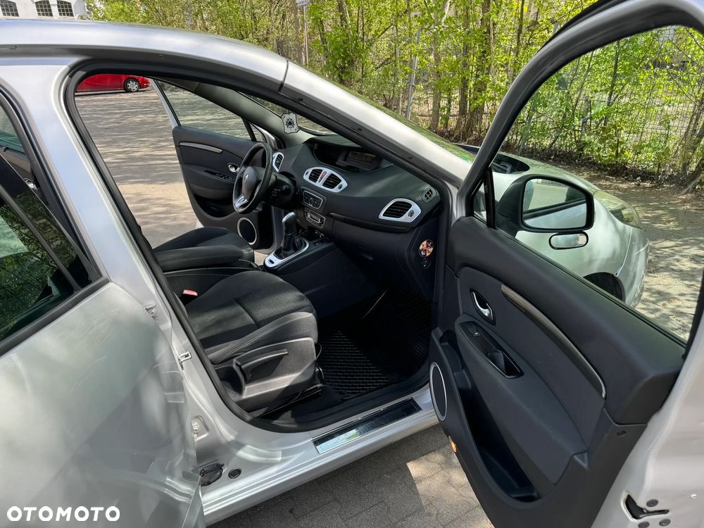 Renault Scenic - 9