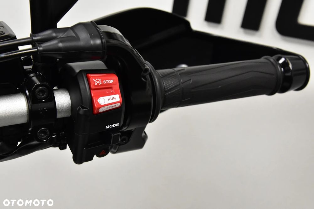 Yamaha Super Tenere - 19