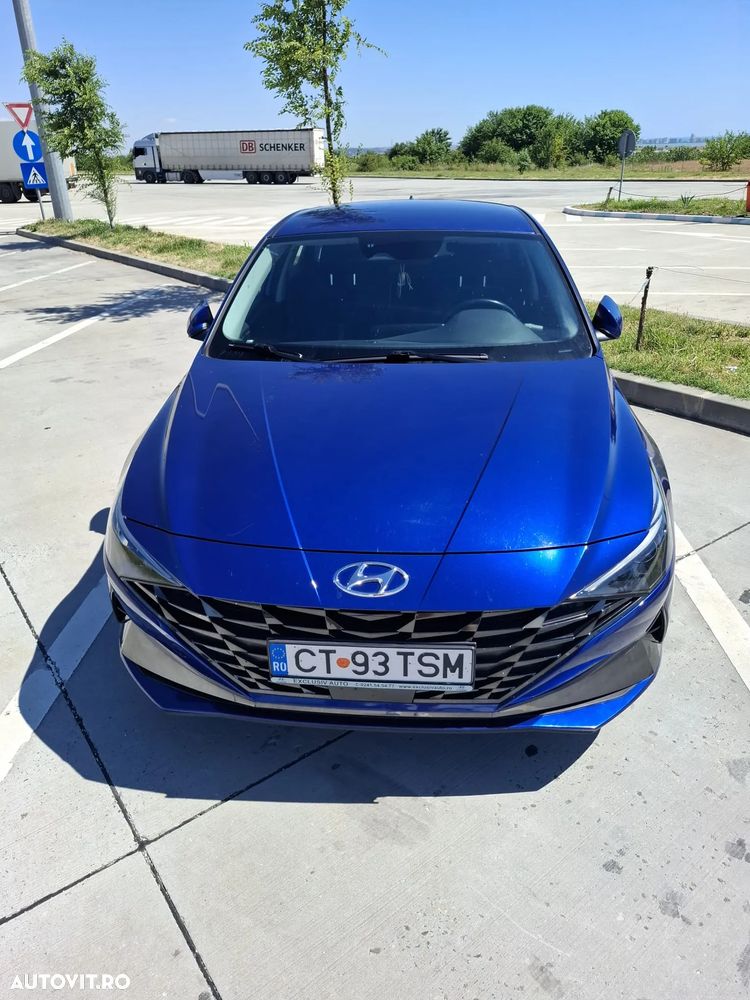 Hyundai Elantra 1.6 l 123 CP CVT Highway - 11