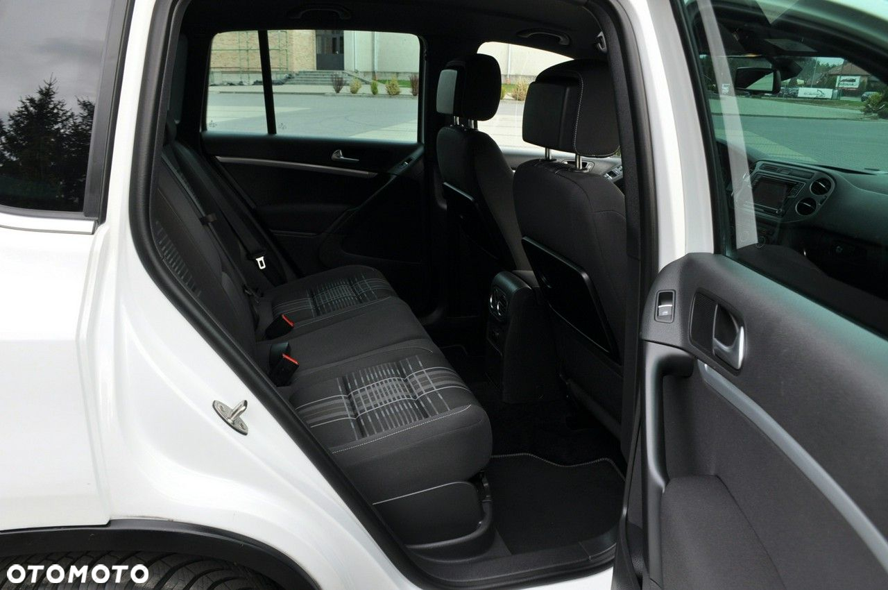 Volkswagen Tiguan - 20