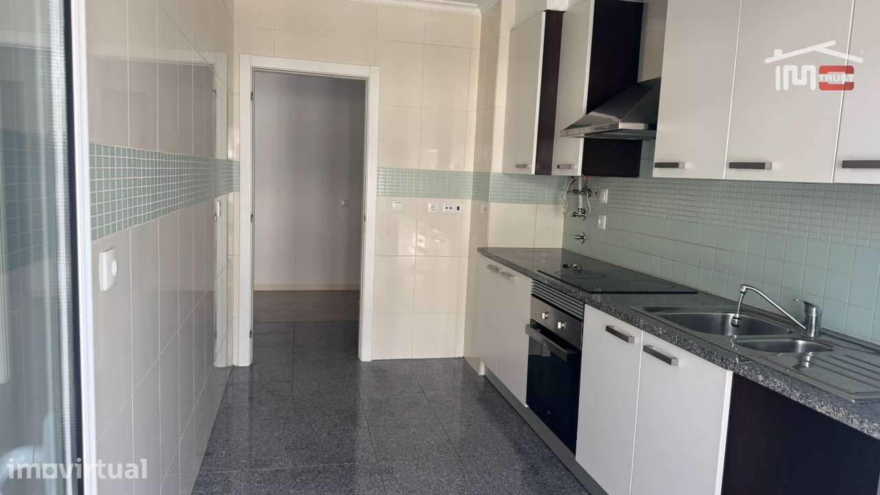 Apartamento, para arrendamento, Ourém - Fatima - Grande imagem: 2/27