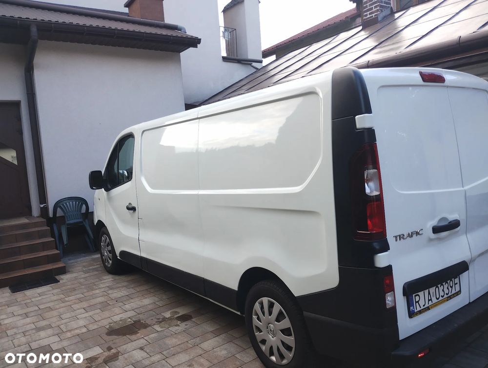 Renault Trafic - 2