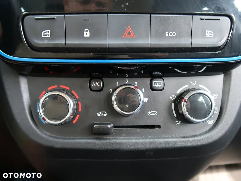 Dacia Spring 27.4kWh Business - 18