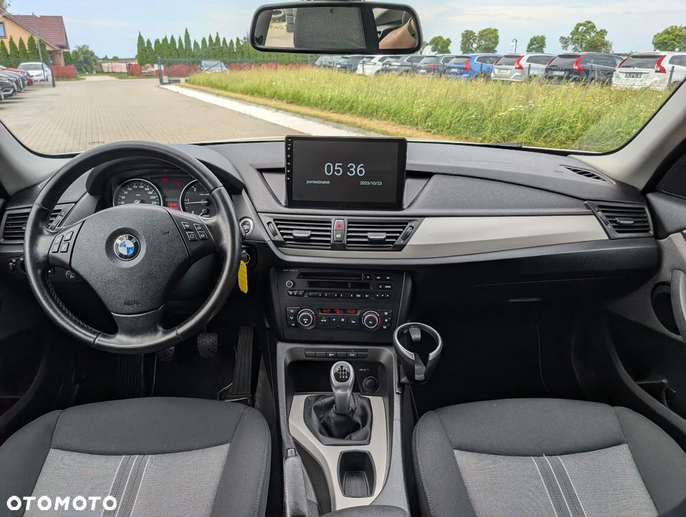 BMW X1 sDrive18d Sport Line - 25