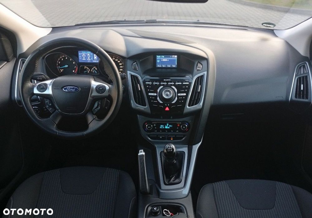Ford Focus - 22