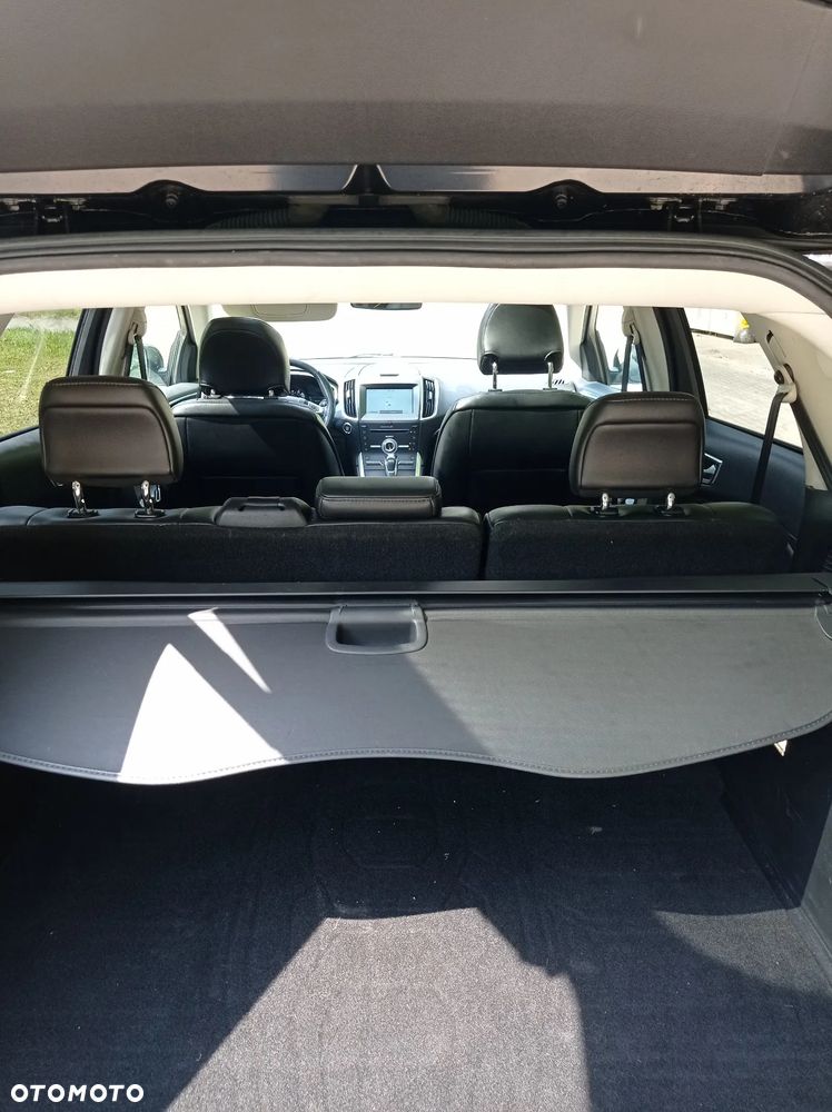 Ford Edge - 12