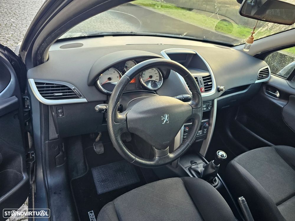Peugeot 207 1.6 HDi Sport - 14