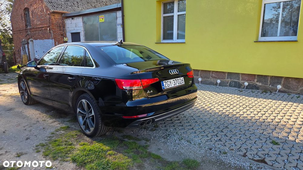 Audi A4 Limousine - 9