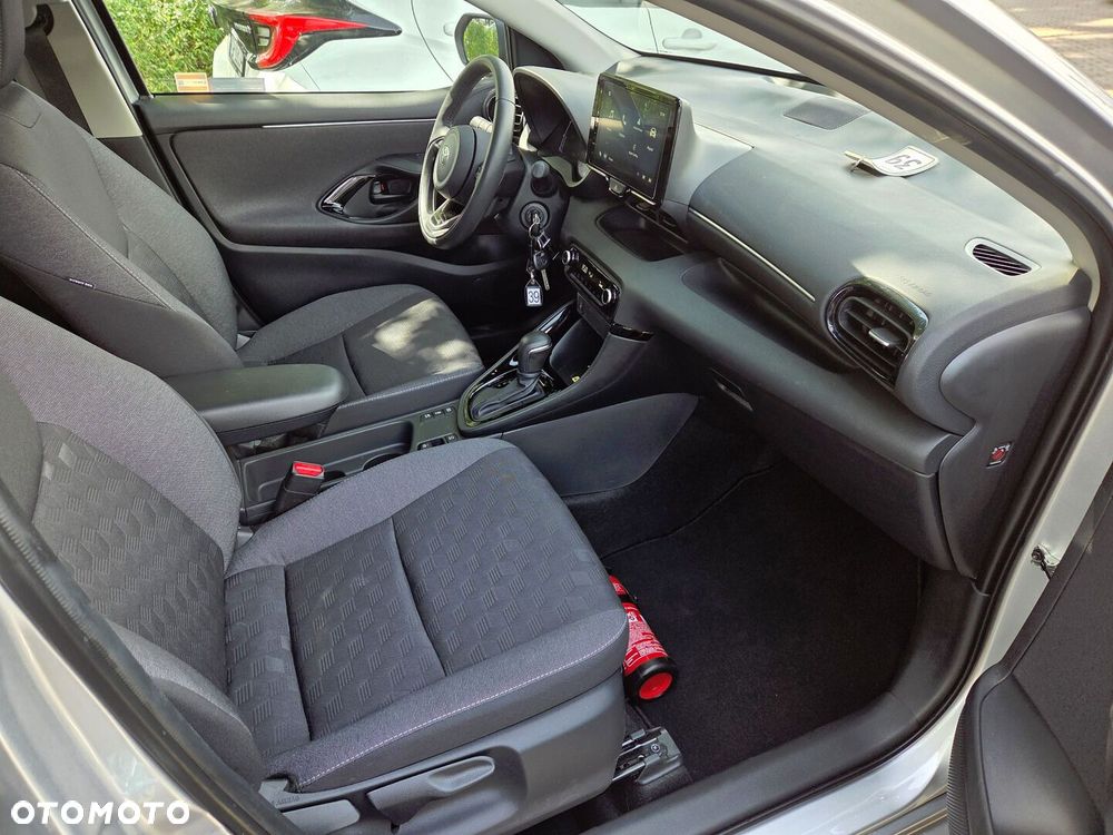 Toyota Yaris Hybrid 1.5 Style - 13