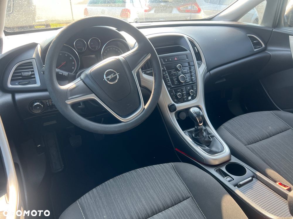 Opel Astra 1.6 Design Edition - 9