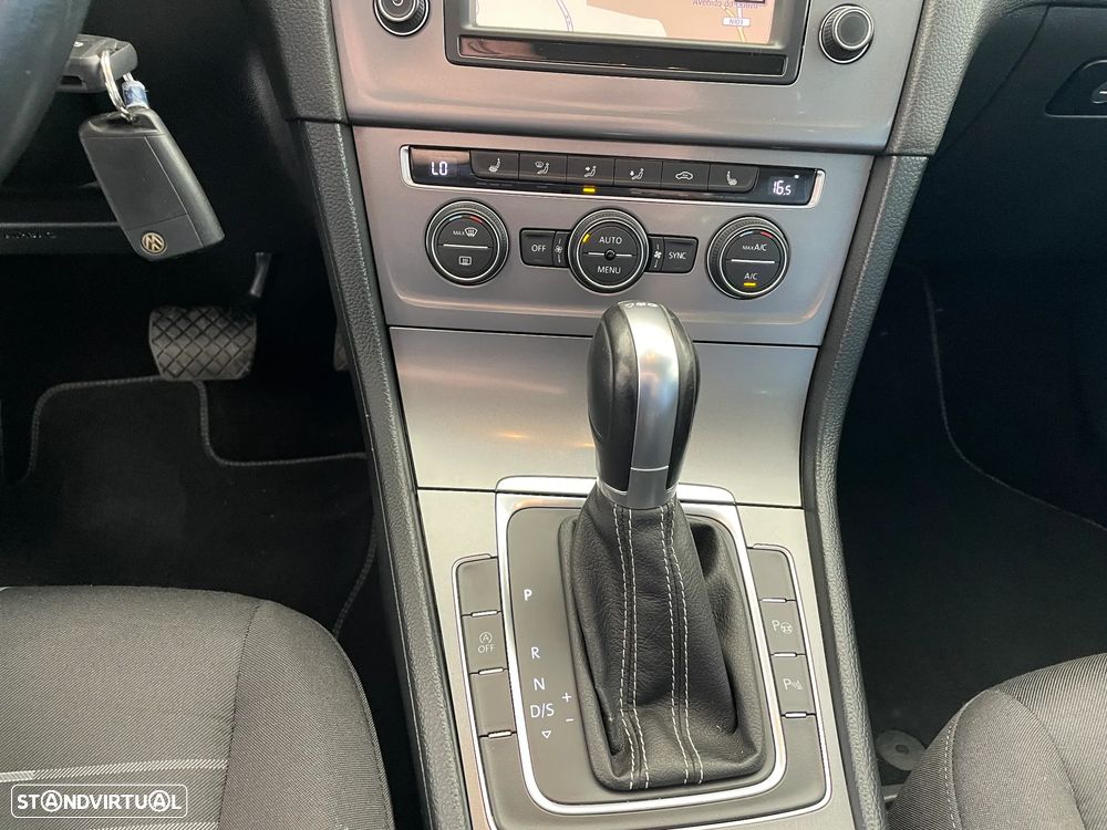 VW Golf 1.2 TSi BlueMotion DSG Lounge - 16