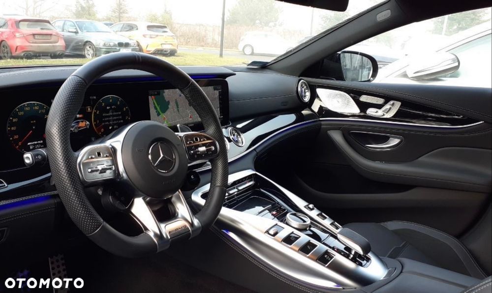 Mercedes-Benz AMG GT 43 4-Matic+ - 11
