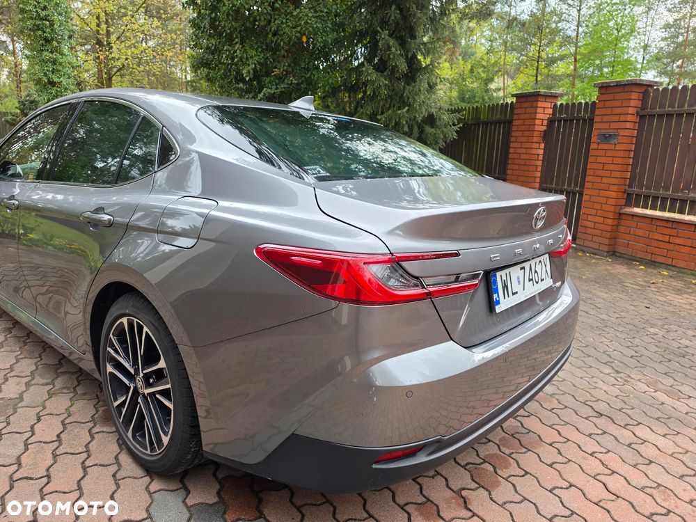 Toyota Camry 2.5 Hybrid Dynamic Force Executive e-CVT - 8
