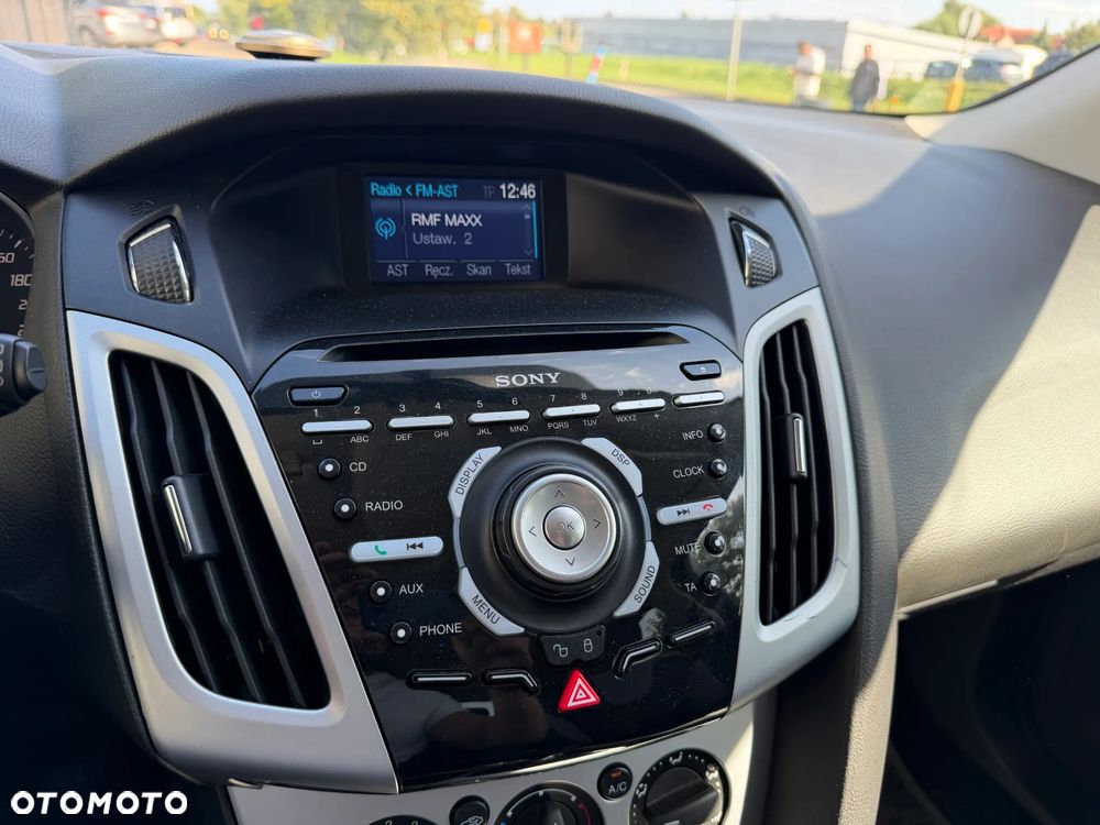 Ford Focus 1.6 EcoBoost Gold X (Trend) - 20
