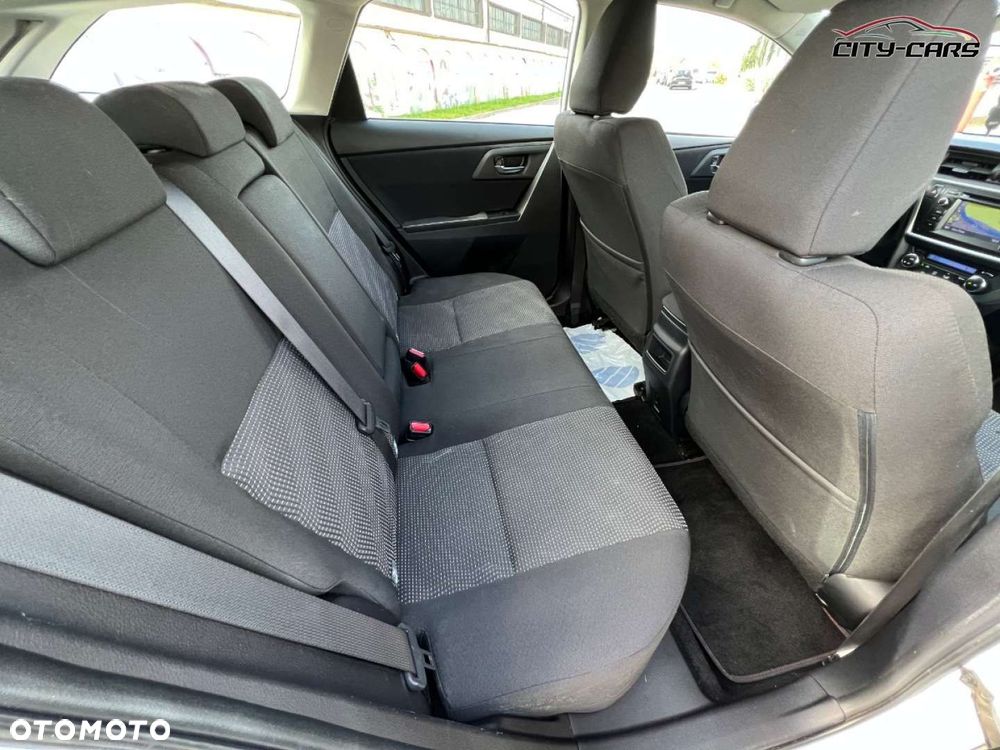 Toyota Auris - 20