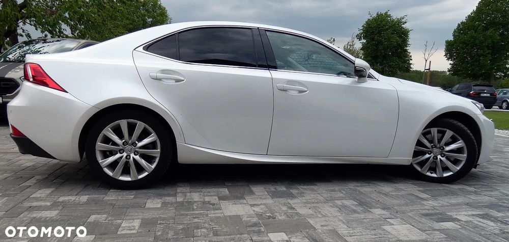 Lexus IS 200t / 300 Black - 10