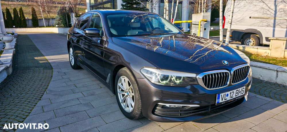 BMW Seria 5 520d xDrive AT - 2